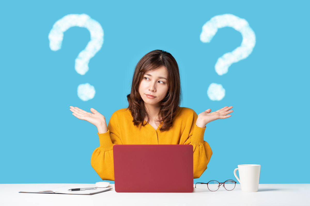 Author comparing book reviews across two online platforms